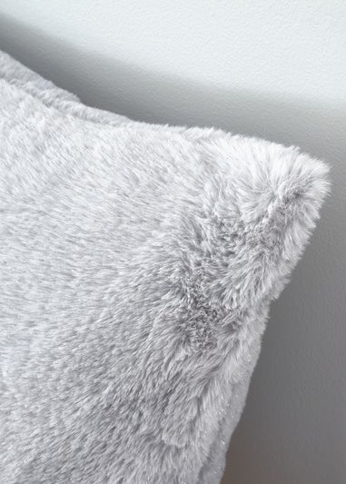 Catherine Lansfield Cosy Glamour Fur Cushion (45x45cm)