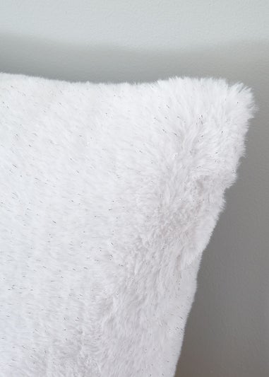 Catherine Lansfield Cosy Glamour Fur Cushion (45x45cm)