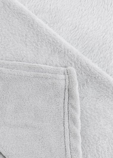 BHS Microfleece Silver Throw (140 x 180cm)