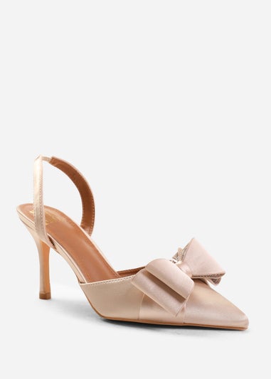 Where's That From Spain Wide Fit Cream Pointed Toe Heels