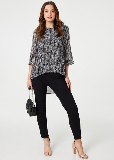 Izabel London Black Ditsy Floral Flare Sleeve Curve Hem Blouse