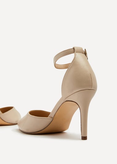 Linzi Maci Sand Nappa Stiletto Court Heel