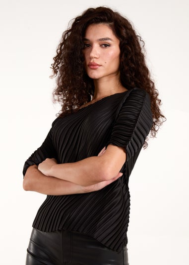 Blue Vanilla Black Pleated Satin Asymmetric Top