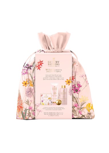 The Luxury Bathing Company Pastel Pink Weekend Essentials Bag Set