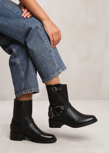 Where's That From Bode Black Wide-Fit Buckle Detailing Ankle Boots