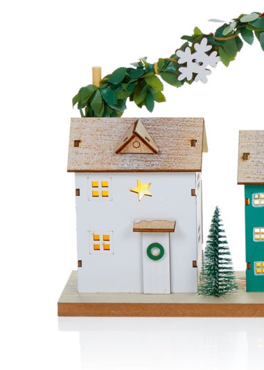 Premier Decorations Battery Operated Lit Wooden House Scene with Garland 40cm