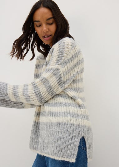 Grey Stripe Ribbed V-Neck Jumper