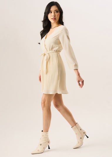 Gini London Cream Pleated Longsleeve Wrap Mini Dress