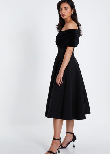 Quiz Black Velvet Neckline Skater Dress