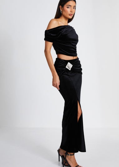 Quiz Black Velvet Asymmetric Top