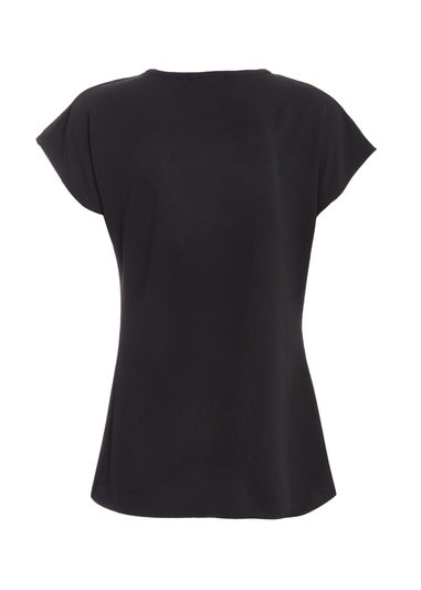 Quiz Black Tie Front Top