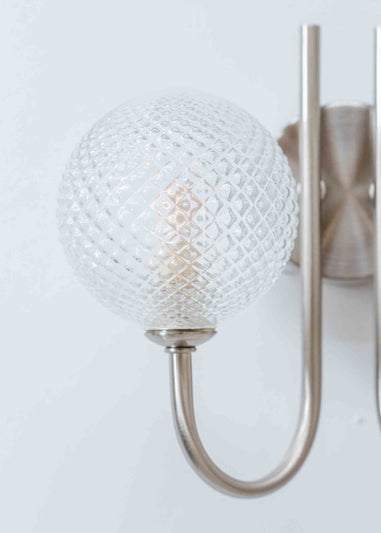 ValueLights Elle Brushed Silver Wall Light with Clear Globe Shade (20cm x 24cm x 13.5cm)