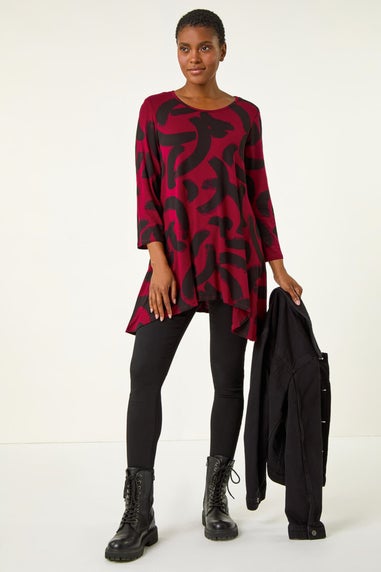 Roman Burgundy Brush Print Hanky Hem Top