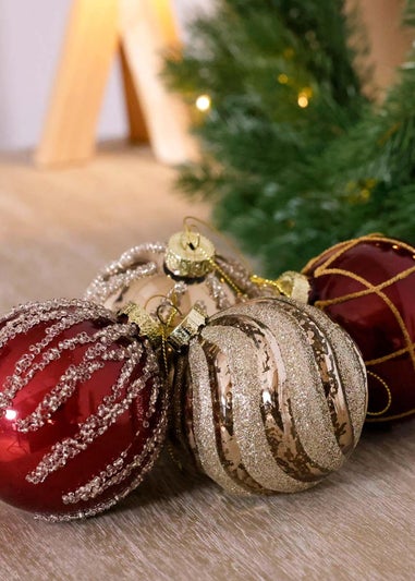 Charles Bentley Pack of 12 Traditional Style Glass Baubles (Diameter 8cm)
