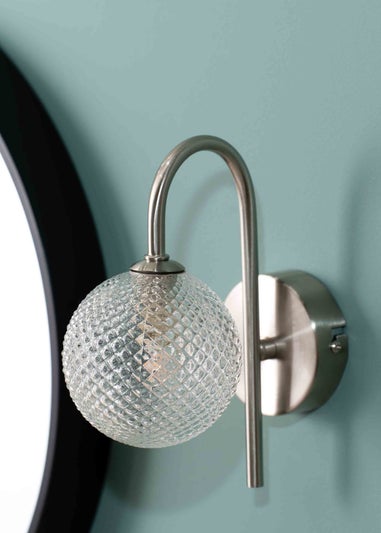 ValueLights Elle Brushed Silver Wall Light with Clear Globe Shade