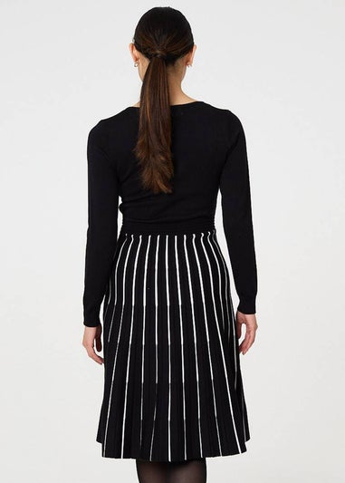 Izabel London Black Striped Pleat Skirt Knitted Midi Dress