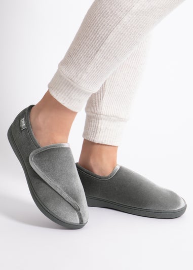 Totes Isotoner Grey Ladies Sparkle Velour Closed Back Slipper