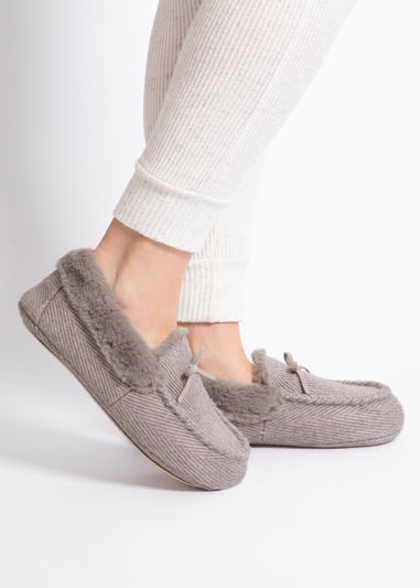 Totes Isotoner Grey Ladies Herringbone Moccasin Slipper With Fur Cuff