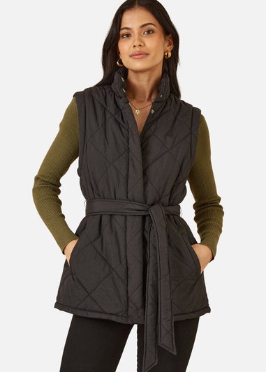 Yumi Black High Neck Quilted Gilet With Belt