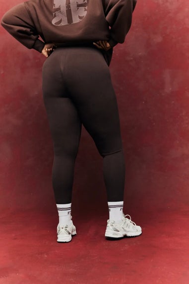 In The Style Chocolate Seamless High Waisted Bum Scrunch Leggings