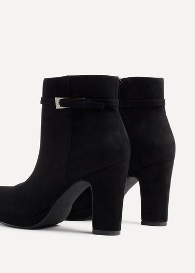 Linzi Stefani Black Faux Suede Heeled Ankle Boot