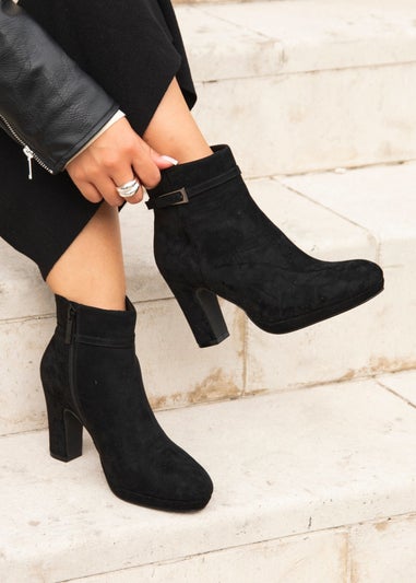 Linzi Stefani Black Faux Suede Heeled Ankle Boot