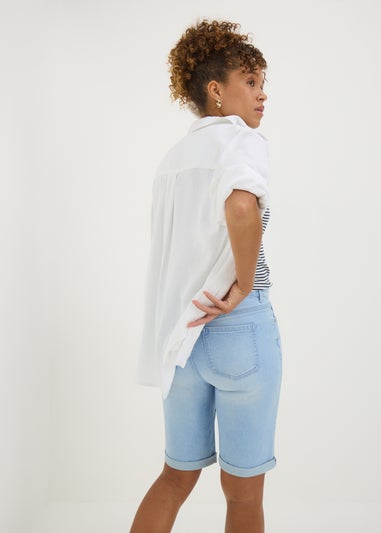 Lightwash Knee Length Shorts