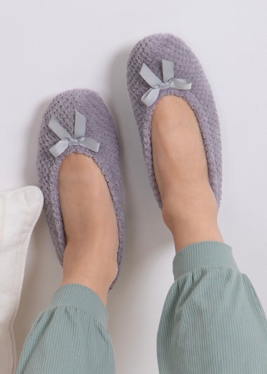 Totes Isotoner Pale Grey Ladies Popcorn Ballet Slippers