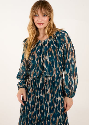 Blue Vanilla Teal Round Neck Pleated Abstract Leopard Dress