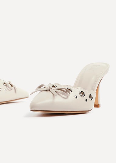 Linzi Clover Beige Faux Leather Pointed Mule