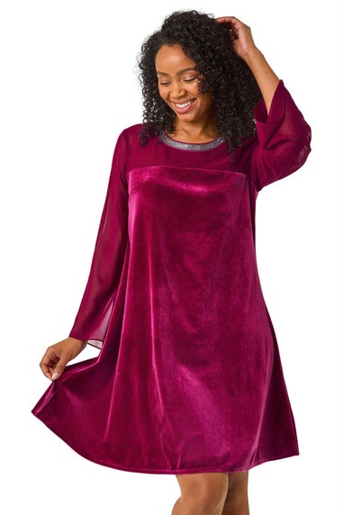 Roman Fuchsia Petite Neck Trim Velvet Dress