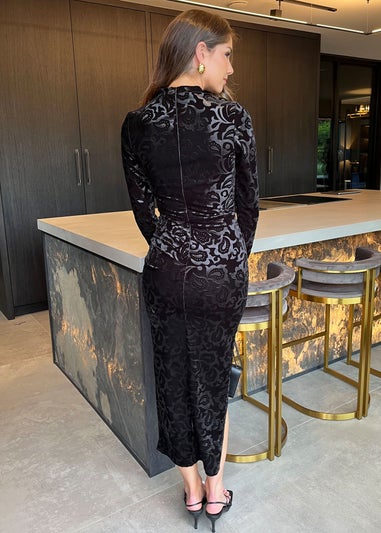 AX Paris Black Jacquard Velvet Long Sleeve Gathered Side Midi Dress