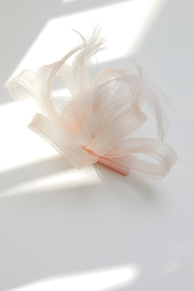 Jon Richard Cream Small Fascinator Clip