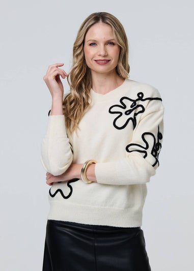 Izabel London White Floral Embroidered Relaxed Jumper