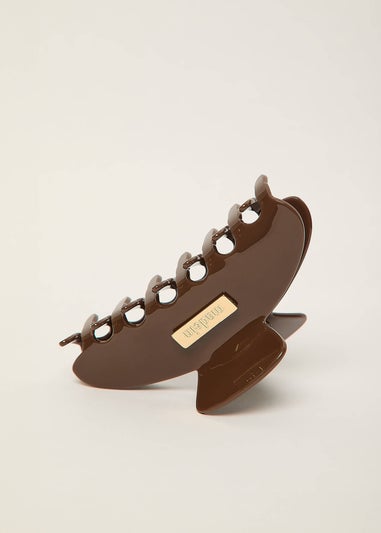 Madein Classic Maya Claw Clip in Chocolate