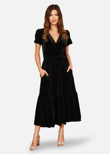 Yumi Black Velvet Midi Dress