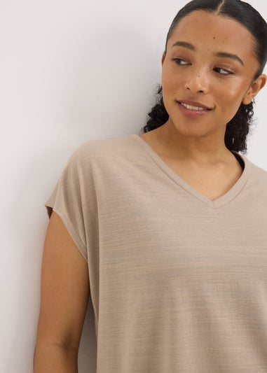 Souluxe Stone V-Neck T-Shirt