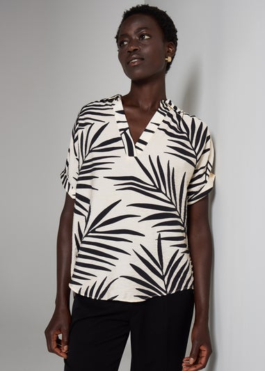 Et Vous White Palm Leaf V-Neck Top