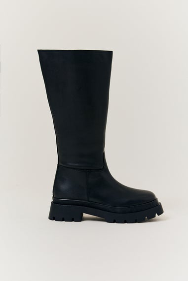 In The Style Black Chunky High Leg Boot in 3x Wide Calf Width