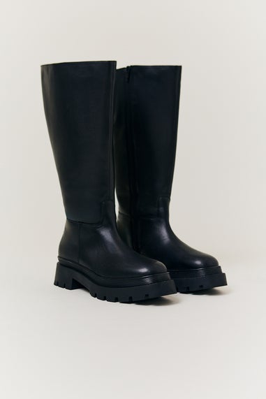 In The Style Black Chunky High Leg Boot in 3x Wide Calf Width