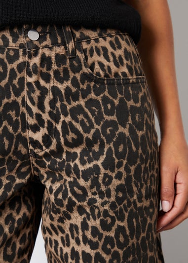 Threadbare Brown Leopard Print Barrel Leg Denim Jeans With Raw Hem