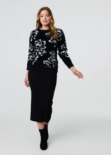 Izabel London Black Floral Soft Knit Long Sleeve Jumper