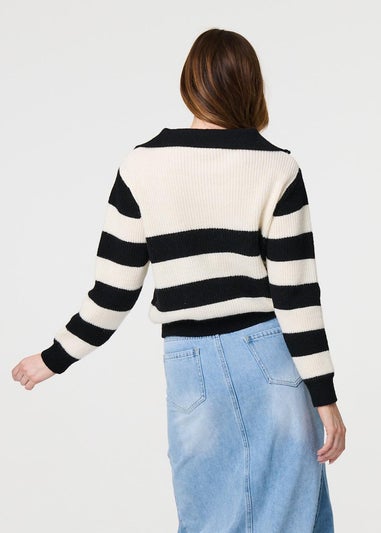 Izabel London White Striped Knit High Neck Pullover