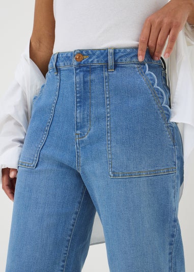 Midwash Scalloped Edge Cropped Jeans
