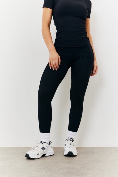 In The Style Petite Black High Waisted Sculpt & Control Legging