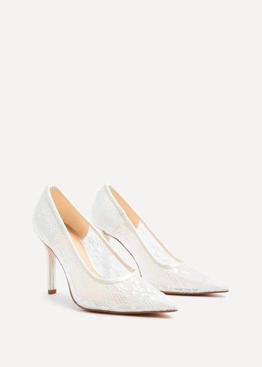 Linzi Alora White Lace Court Heel