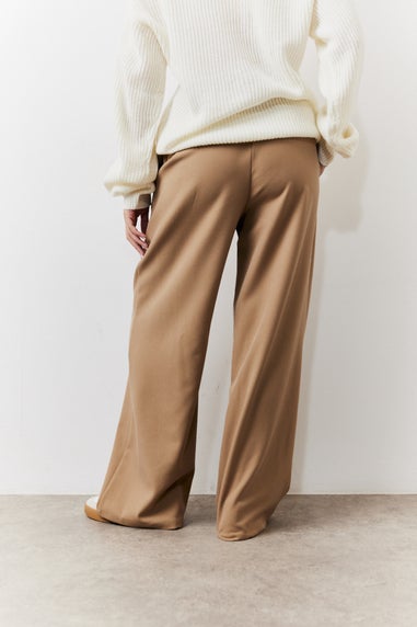 In The Style Petite Brown Adjustable Pleat Wide Leg Trouser