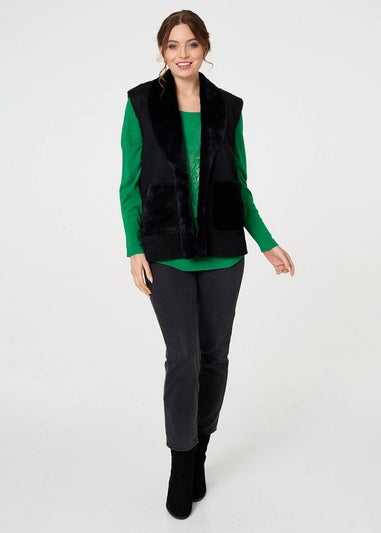 Izabel London Black Faux Fur Lined Suede Pocket Front Vest