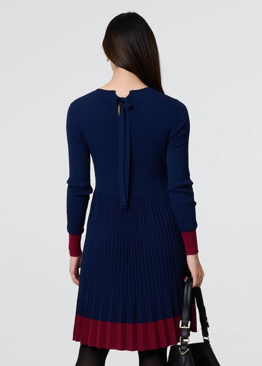 Izabel London Navy Colour Block Tie Neck Short Jumper Dress