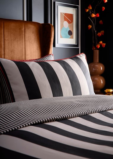 Laurence Llewelyn-Bowen Festivo Circus Stripe Black Duvet Cover Set